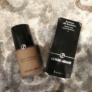 2 New Giorgio Armani Luminous silk foundation
